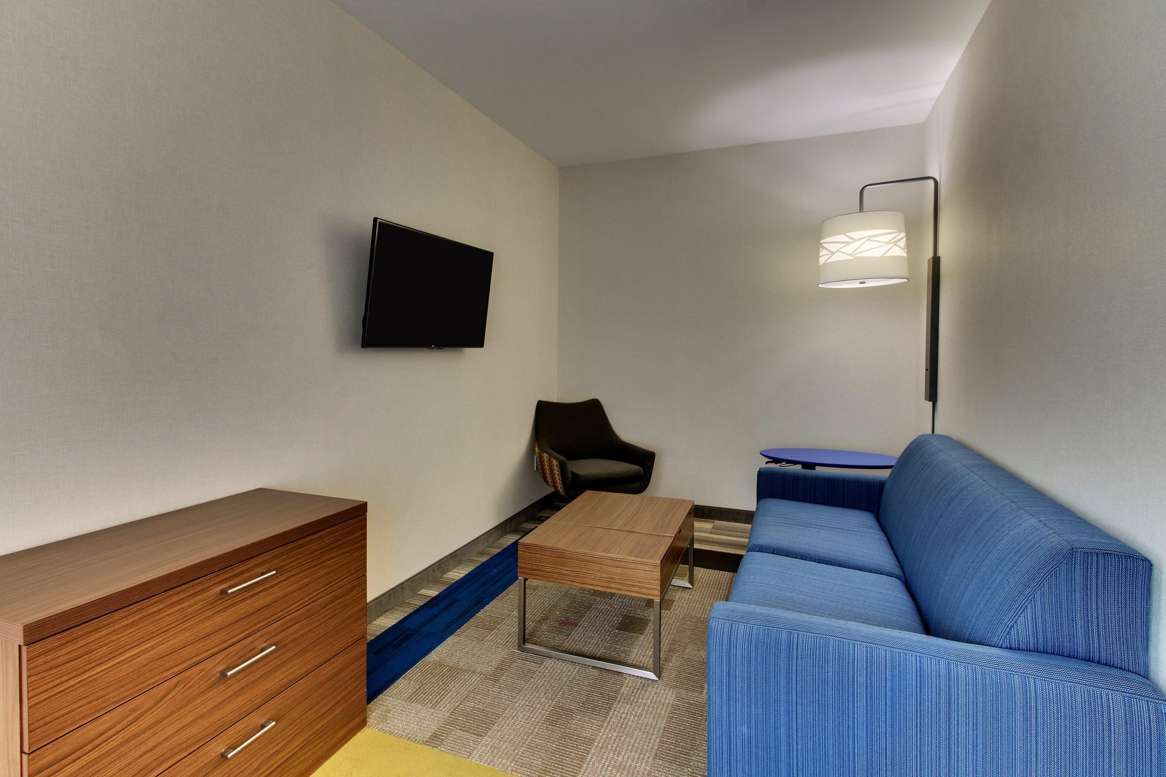 Holiday Inn Express & Suites Ithaca By Ihg Extérieur photo